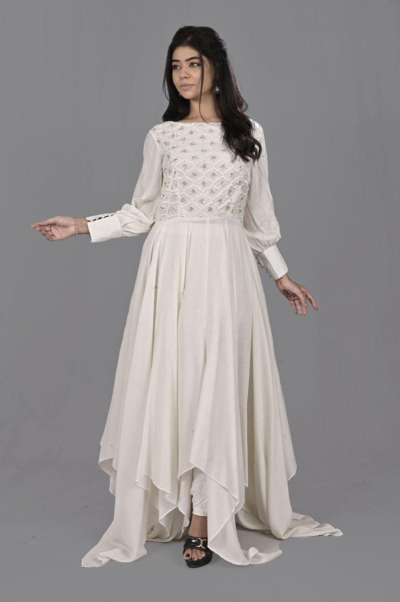 White Bodice EMB with Lanteen Sleeve & Pointed Flare